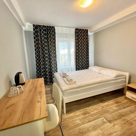 Hotel 7F Kiev Ngoại thất bức ảnh