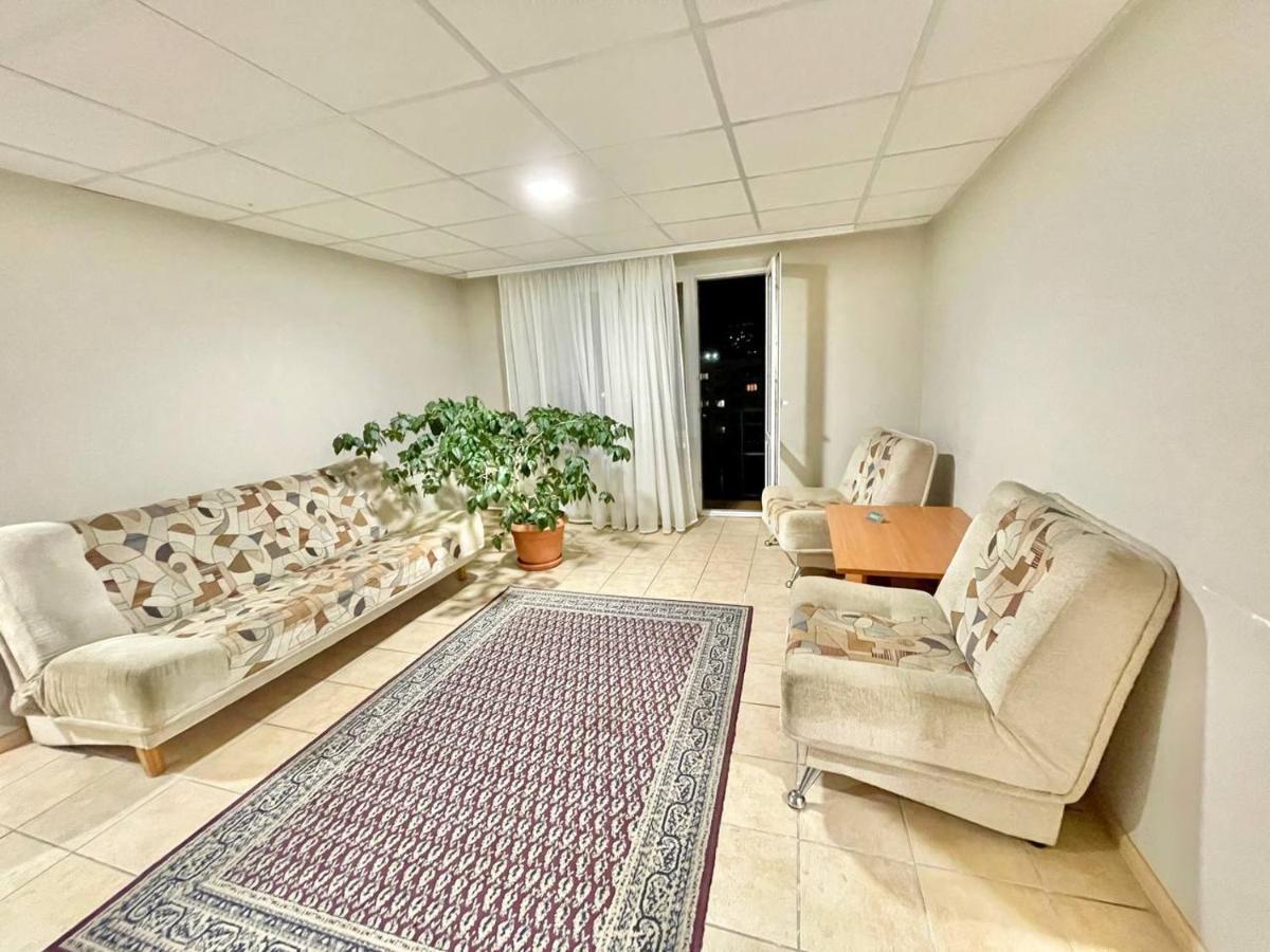 Hotel 7F Kiev Ngoại thất bức ảnh