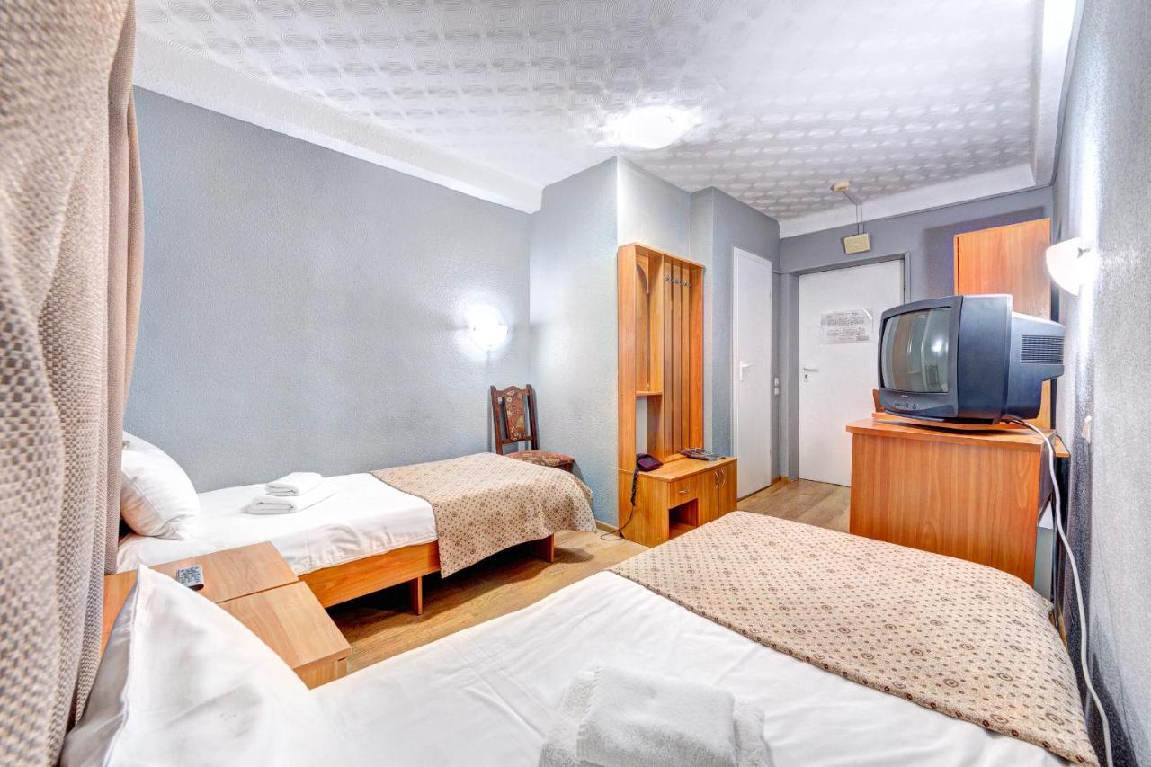 Hotel 7F Kiev Ngoại thất bức ảnh