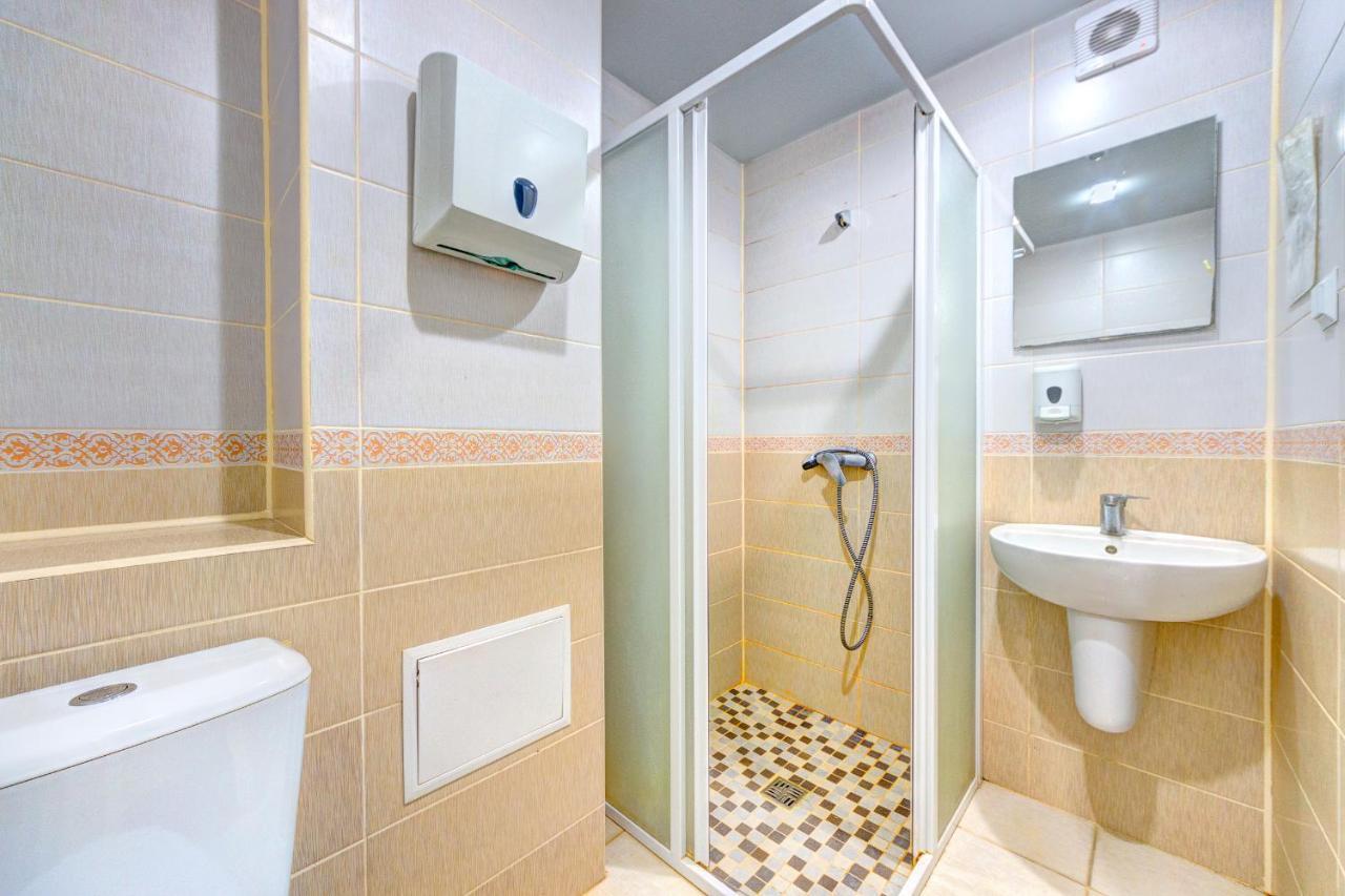 Hotel 7F Kiev Ngoại thất bức ảnh