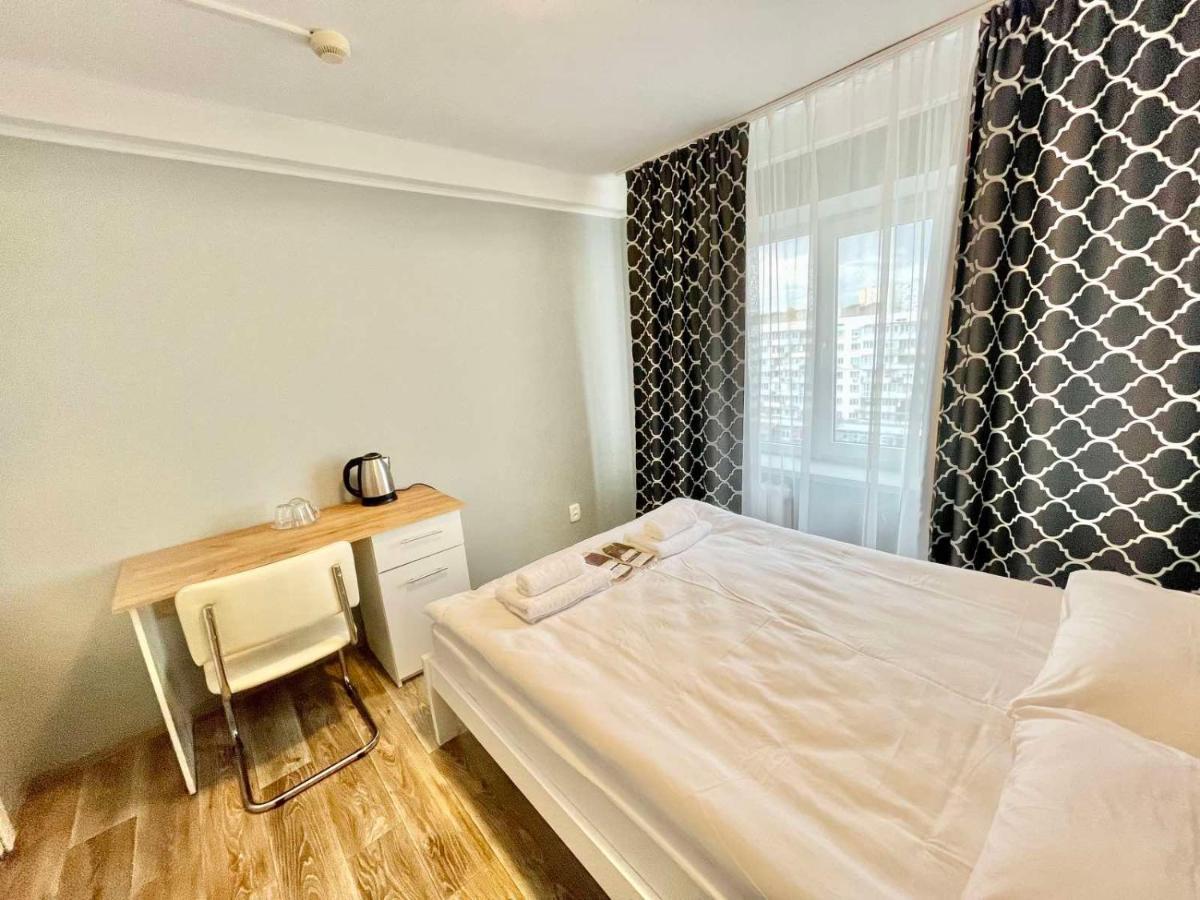 Hotel 7F Kiev Ngoại thất bức ảnh